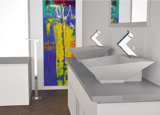 创意龙头设计 坚硬的螳螂惊现卫浴间